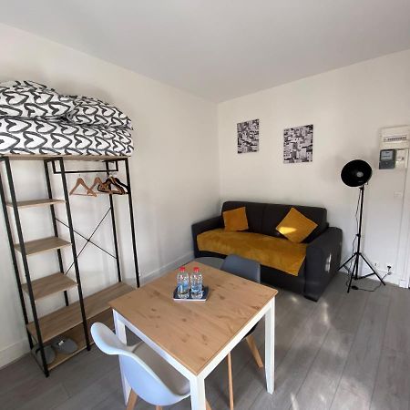 Enghien-Les-Bains : Studio Au Coeur Du Centre Ville ภายนอก รูปภาพ